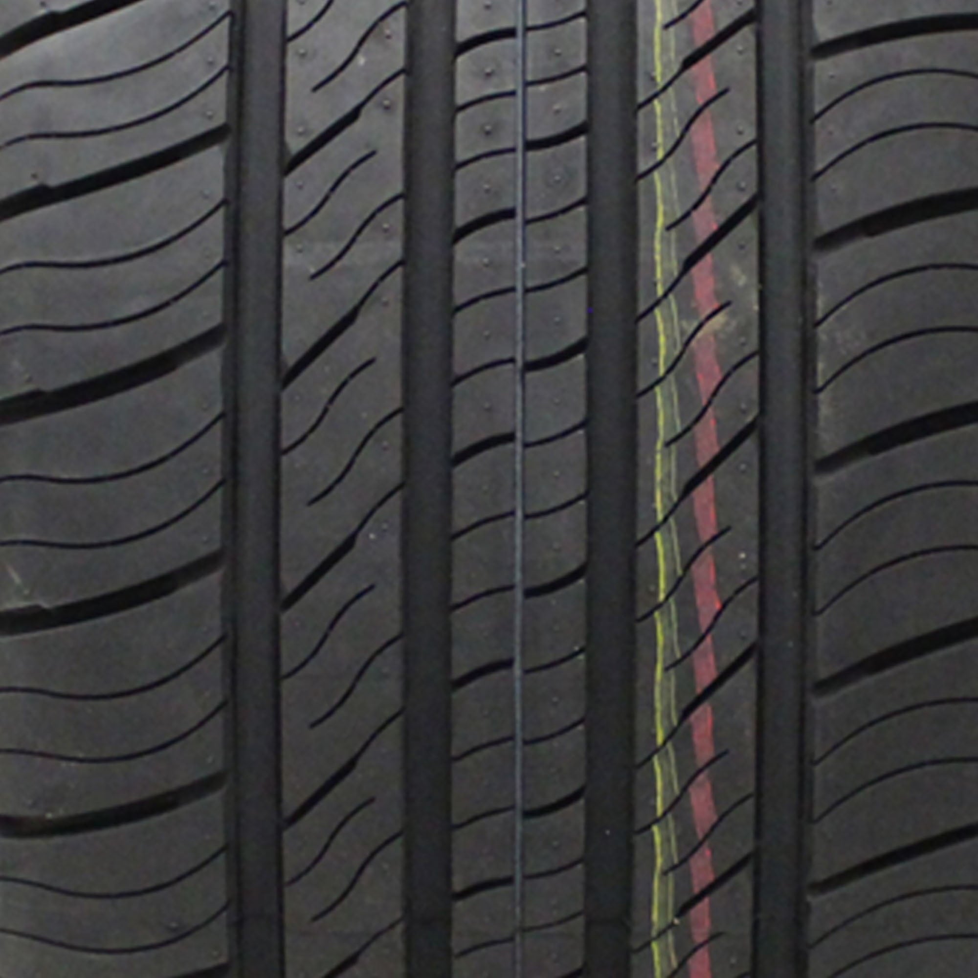 GT Radial Champiro Touring A/S 225/60R17 99 H Tire.